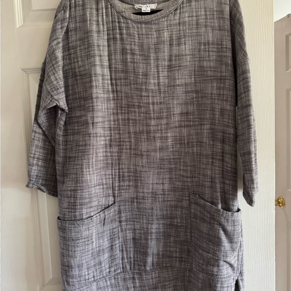 Love Riche Gray Plaid Tunic Top